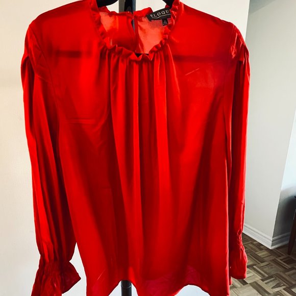 Red  blouse with gathered long sleeves - Picture 1 of 7